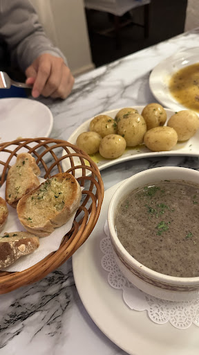 Photo of Alvaros’ restaurant establish since 1977***** - 32-34 St Helen's Rd, Westcliff-on-Sea, Southend-on-Sea, Westcliff-on-Sea SS0 7LB