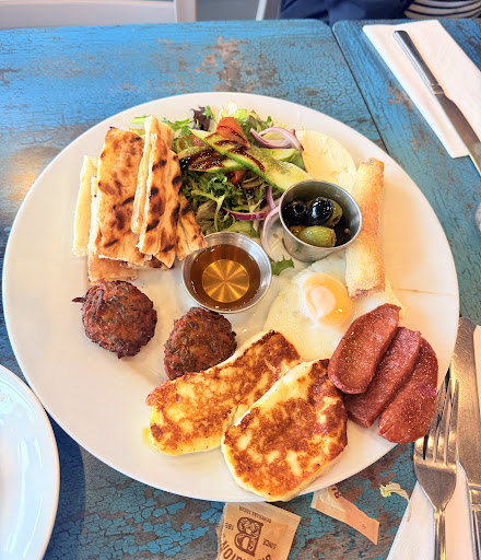 Photo of Yemek (The Arches) - 15 Palmeira Ave, Westcliff-on-Sea, Southend-on-Sea, Westcliff-on-Sea SS0 7RR