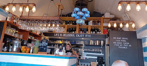 Photo of Yemek (The Arches) - 15 Palmeira Ave, Westcliff-on-Sea, Southend-on-Sea, Westcliff-on-Sea SS0 7RR