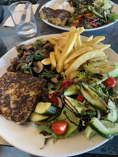 Photo of Yemek (The Arches) - 15 Palmeira Ave, Westcliff-on-Sea, Southend-on-Sea, Westcliff-on-Sea SS0 7RR