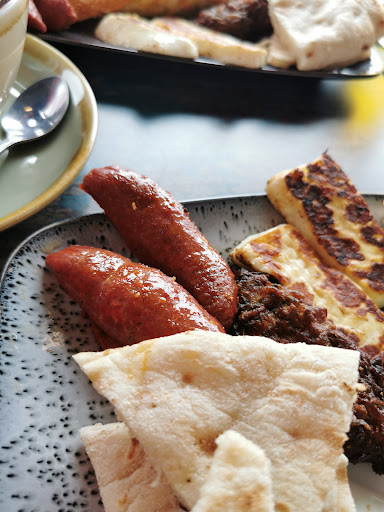 Photo of Yemek (The Arches) - 15 Palmeira Ave, Westcliff-on-Sea, Southend-on-Sea, Westcliff-on-Sea SS0 7RR