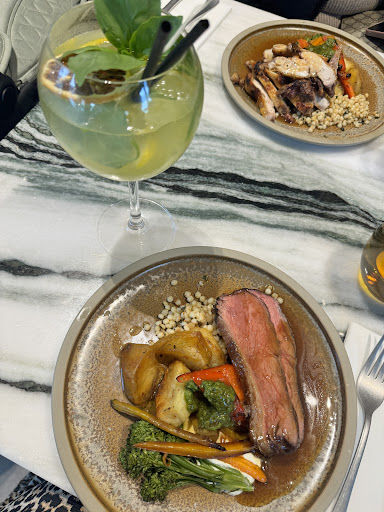 Photo of Milas Leigh on Sea - 83 Broadway, Southend-on-Sea, Leigh-on-Sea SS9 1PE