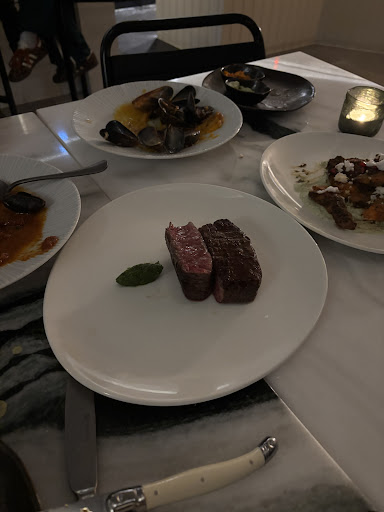 Photo of Milas Leigh on Sea - 83 Broadway, Southend-on-Sea, Leigh-on-Sea SS9 1PE