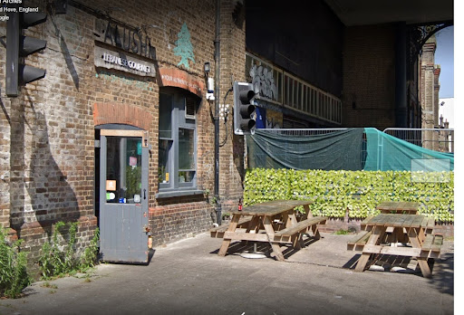 Photo of Alushi - 1 Trafalgar Arches, Brighton and Hove, Brighton BN1 4FQ