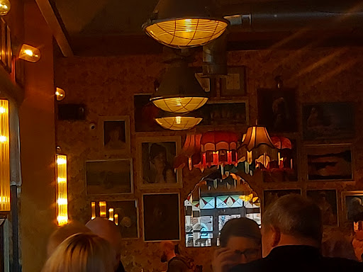 Photo of Arcado Lounge - 71 High St, Christchurch BH23 1AS