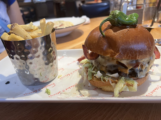 Photo of Frankie & Benny's - Pride Park, Derwent Parade, Derby DE24 8BW