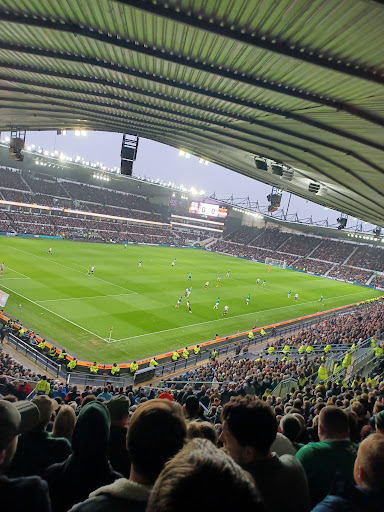 Photo of Harvester Pride Park Derby - Roundhouse Rd, Derby DE24 8JE