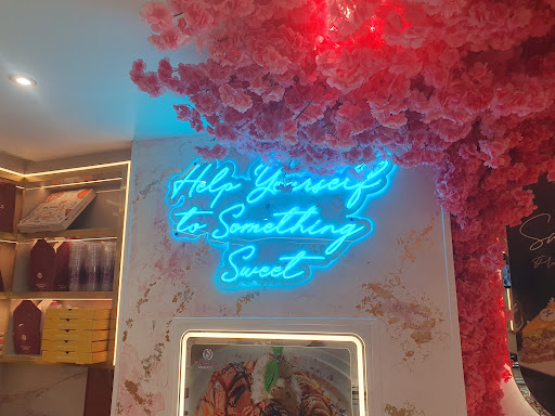Photo of Monmos Derby - 167 London Rd, Derby DE1 2SU