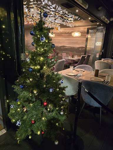 Photo of Zufa Hatch End - 308 Uxbridge Rd, Pinner HA5 4HR