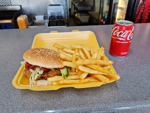 Photo of Royal Pizza & Kebab - 31 The Oval, Stevenage SG1 5RD