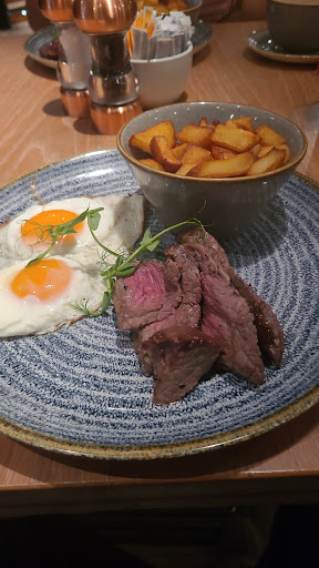 Photo of Tomahawk Steakhouse - Yarm - 32-34 High St, Yarm TS15 9AE