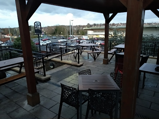Photo of Willow Tree - JD Wetherspoon - 101 Ipswich St, Stowmarket IP14 1BB