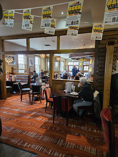 Photo of Willow Tree - JD Wetherspoon - 101 Ipswich St, Stowmarket IP14 1BB