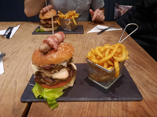 Photo of Bisley House Bar and Grill - Middle St, Stroud GL5 1DZ