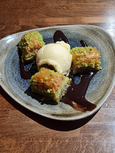 Photo of The Shiish - 5 Market Hill, Halstead CO9 2AR