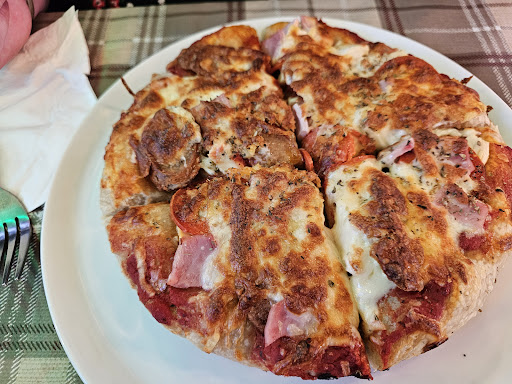 Photo of Mo's Diner - 11 Victoria St, Paignton TQ4 5DH