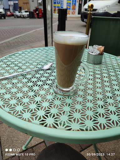 Photo of Mo's Diner - 11 Victoria St, Paignton TQ4 5DH