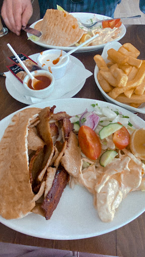 Photo of Mo's Diner - 11 Victoria St, Paignton TQ4 5DH