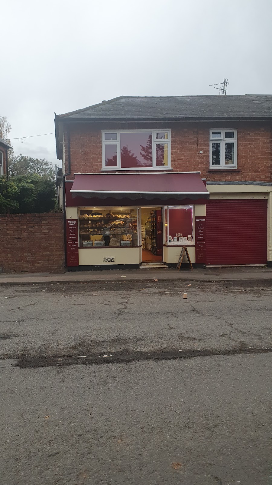Photo of Snack Express - 28 Upper High St, Thame OX9 3EX