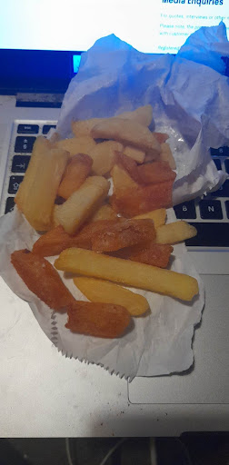 Photo of Moon's Grill - 383 Oxford Rd, Reading RG30 1HA