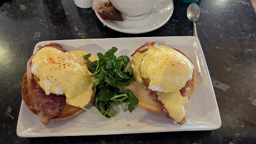 Photo of Frankie & Benny's - Trentham Gardens Cl, Stone Rd, Trentham, Stoke-on-Trent ST4 8AX