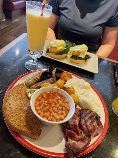 Photo of Frankie & Benny's - Trentham Gardens Cl, Stone Rd, Trentham, Stoke-on-Trent ST4 8AX