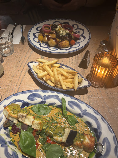 Photo of Willow Trentham Gardens - Trentham Gardens, Stone Rd, Stoke-on-Trent ST4 8JG