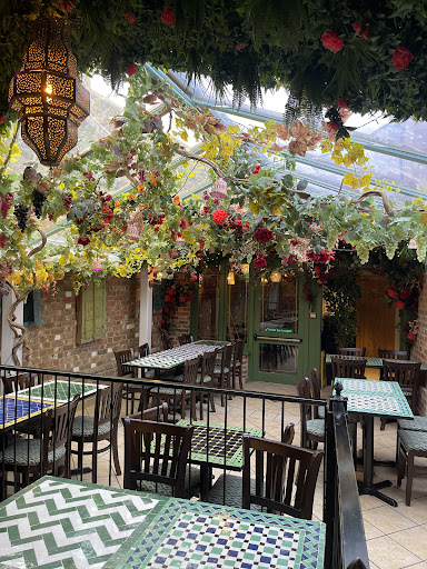 Photo of Tarboush Tring - 50 High St, Tring HP23 5AG