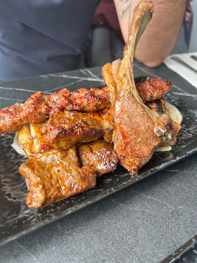 Photo of Grill & Bun - 85 Broad St, Chesham HP5 3EF