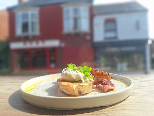 Photo of BEAR Uttoxeter - 33 High St, Uttoxeter ST14 7HN