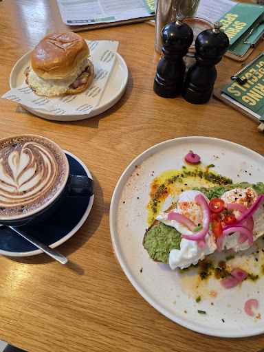 Photo of BEAR Uttoxeter - 33 High St, Uttoxeter ST14 7HN