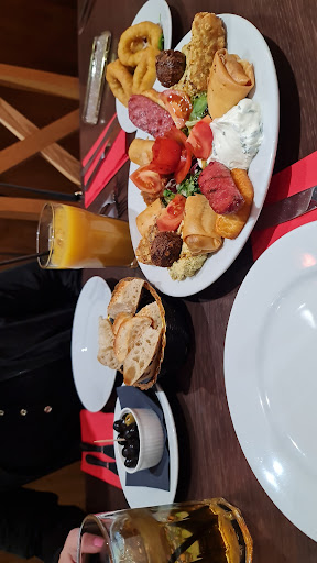 Photo of Olive and Meze - 31 Northgate, Wakefield WF1 3BJ