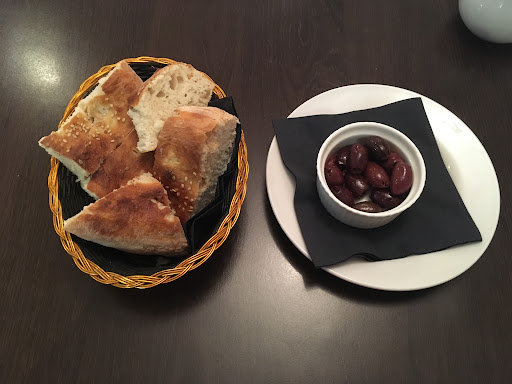 Photo of Olive and Meze - 31 Northgate, Wakefield WF1 3BJ