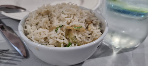 Photo of Vivaanta Indian Restaurant & Bar - 54 West St, Warwick CV34 6AN