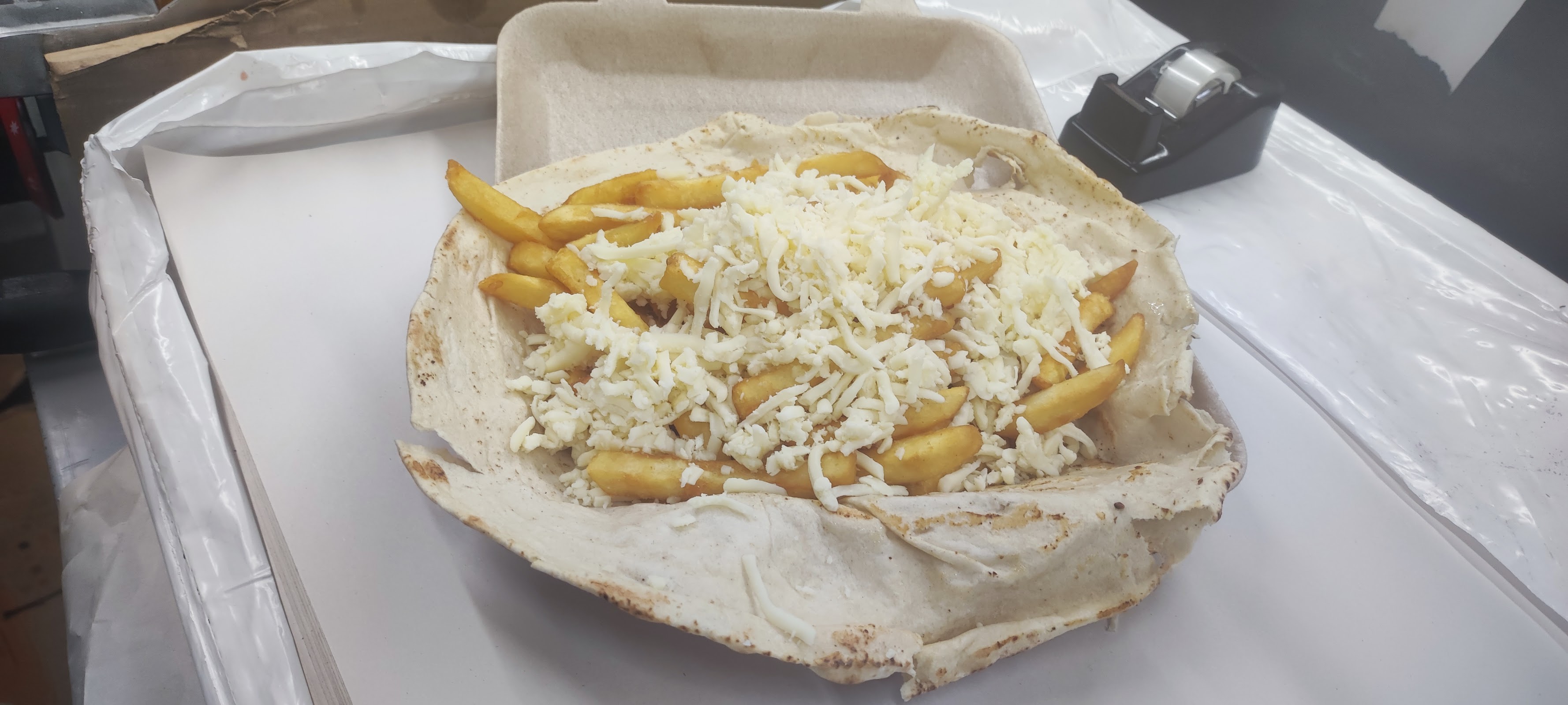 Photo of DJ Kebab Burger Van - Norden Way, Havant PO9 4AF