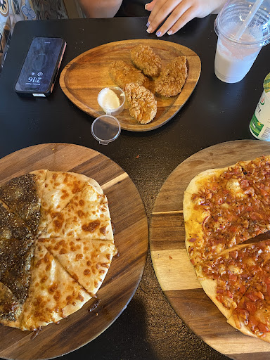 Photo of Krunch Cafe & Restaurant - 3 Haydock Grn, Northolt UB5 4AP