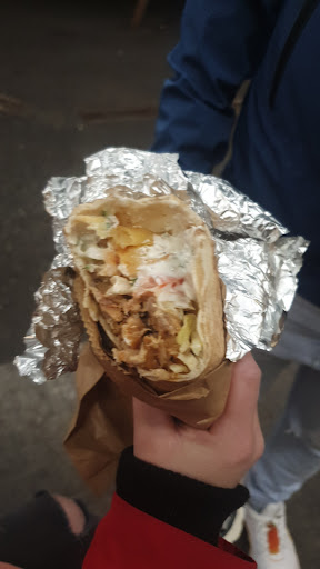 Photo of La varutu - Greenhill place, Harrow HA1 2EB