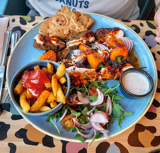 Photo of Fosso Lounge - 41 High St, Wells BA5 2AE