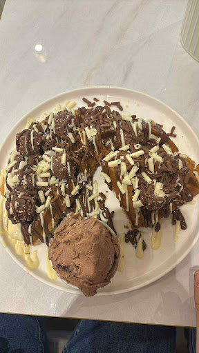 Photo of AMORE DOLCI - 7 Desborough Ave, Stanground, Peterborough PE2 8RG