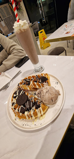 Photo of AMORE DOLCI - 7 Desborough Ave, Stanground, Peterborough PE2 8RG