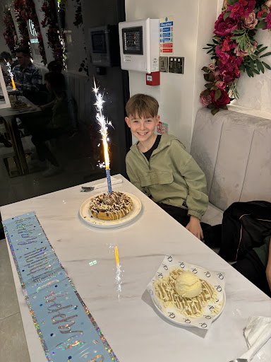 Photo of AMORE DOLCI - 7 Desborough Ave, Stanground, Peterborough PE2 8RG