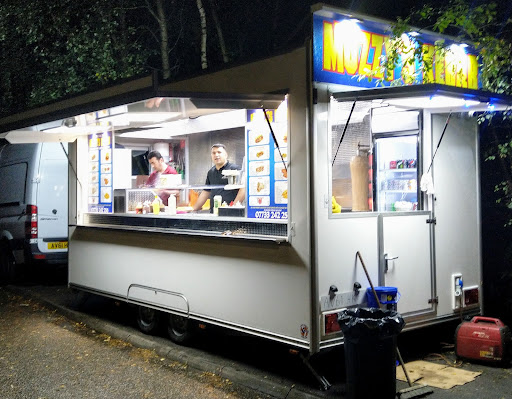 Photo of Muzzy's Kebab - Bracknell Rd, Crowthorne RG40 3DR