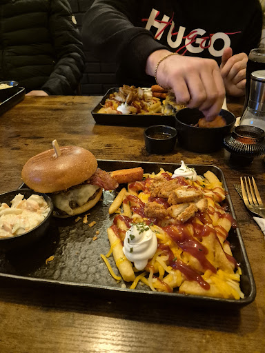 Photo of Charlie's - 257, The Locomotive, Lynn Rd, Wisbech PE13 3DZ