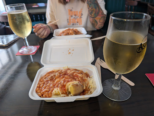 Photo of Spudmania Witham - The White Horse, 2 Church St, Chipping Hill, Witham CM8 2JL