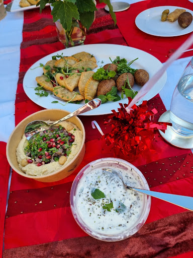 Photo of Alissar's Kitchen - Lancott Ln, Witney OX29 7QJ