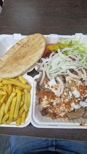 Photo of Istanbul Grill - 77 Wokingham Rd, Reading RG6 1LH