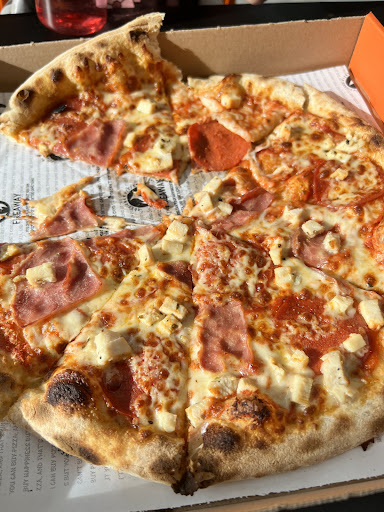 Photo of Fireaway Pizza Woodley - 148 Crockhamwell Rd, Woodley, Reading RG5 3JH