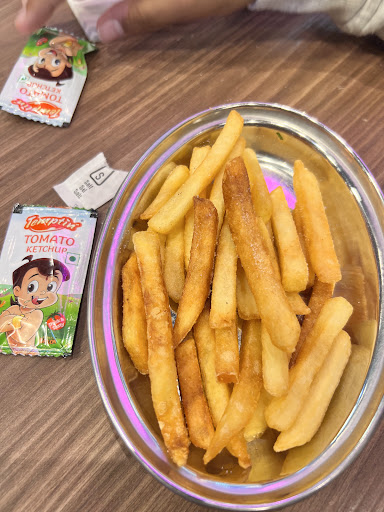 Photo of Shree Krishna Vada Pav (SKVP) - Reading - 97 Kings Rd, Reading RG1 3DD