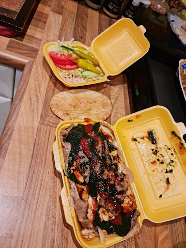 Photo of Marmaris Kebab Van - 2 Fishponds Rd, Wokingham RG41 2QJ