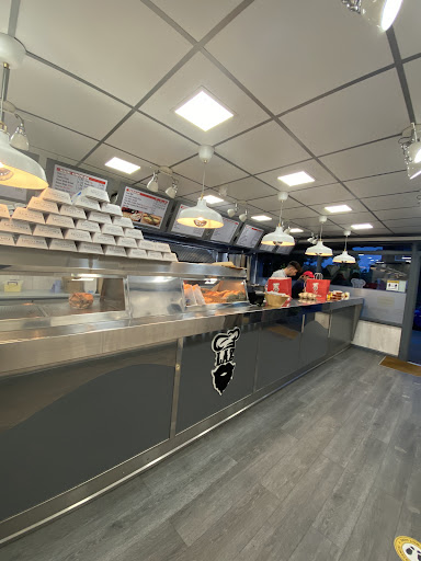 Photo of Laz Tadim Fish & Chips & Kebab House - 2a Hudson Rd, Woodley, Reading RG5 4EW